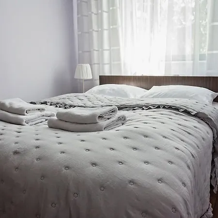 City Aparthotel Апарт-готель