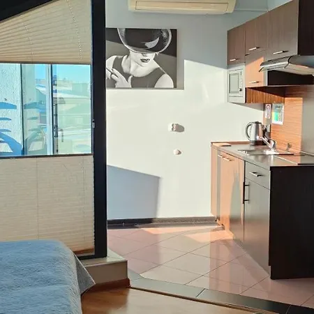 City Aparthotel 3*