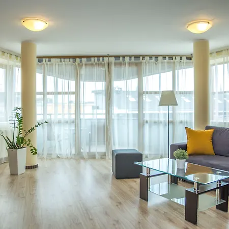 City Aparthotel Ξενοδοχείο με διαμερίσματα Στσέτσιν