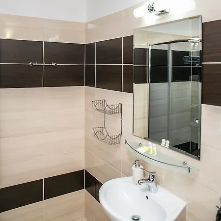 City Aparthotel Ξενοδοχείο με διαμερίσματα Στσέτσιν